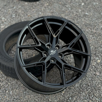 Легкосплавні автомобільні диски Forzza Gravity 19" 5x114.3 8.5j ET42 dia 73.1 Black