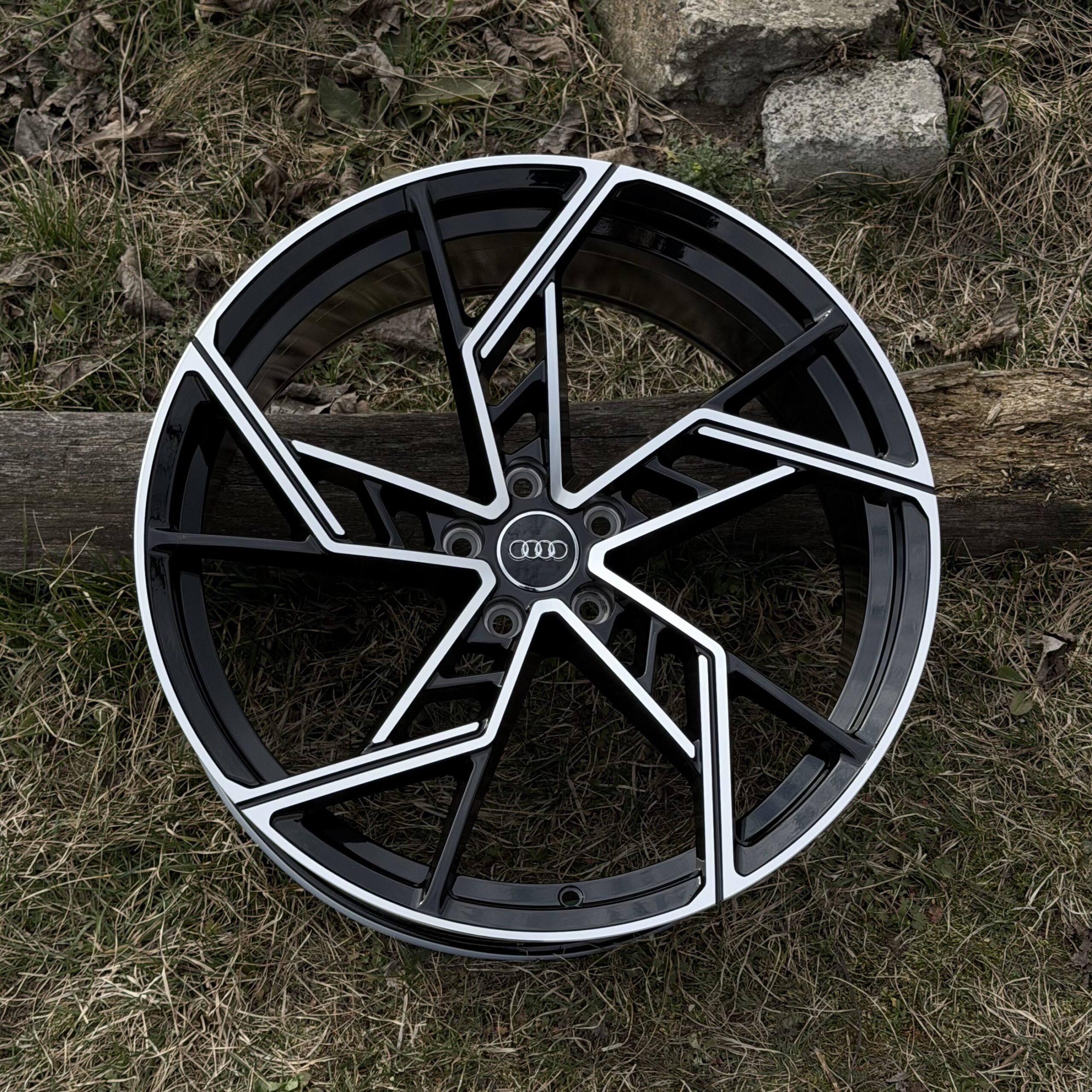 racingline_809_blackmachinedface