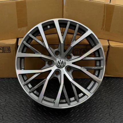 Литі Легкосплавні диски RacingLine 129 17" 5x112 7.5j ET40 dia 57.1 Gunmetal Machined Face
