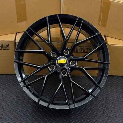 Литі Легкосплавні диски RacingLine GL005 18" 5x120 8j ET35 dia 72.56 BLACK
